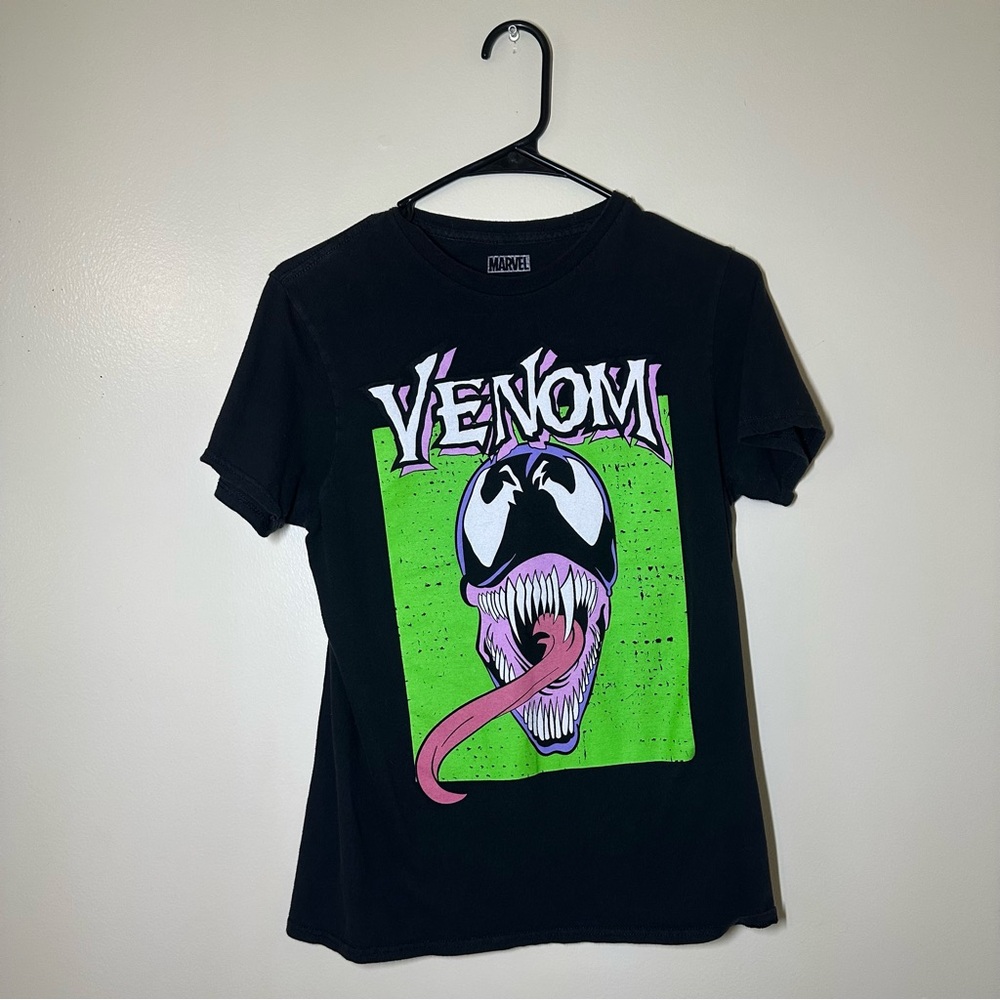 ⚫️Marvel Venom Tee with Green and Purple Accents